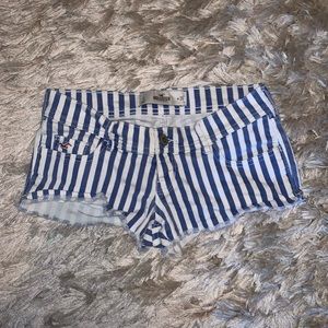 Hollister - short